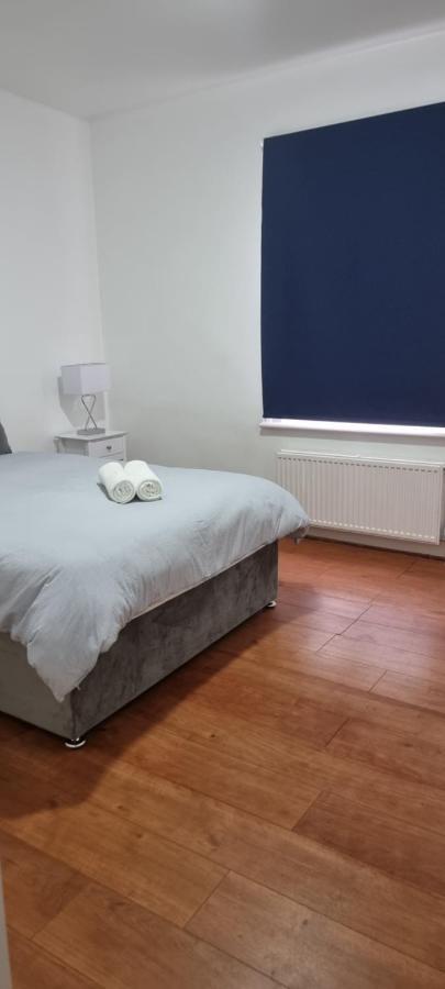 Cricklewood Broadway Guest Home Londen Buitenkant foto
