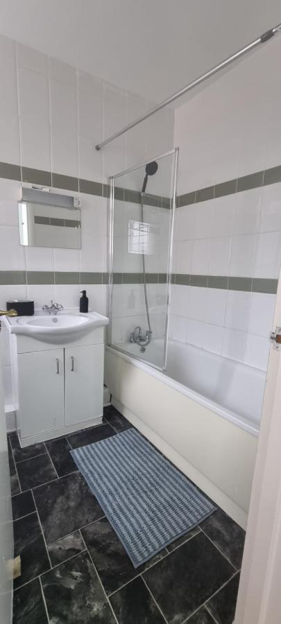 Cricklewood Broadway Guest Home Londen Buitenkant foto