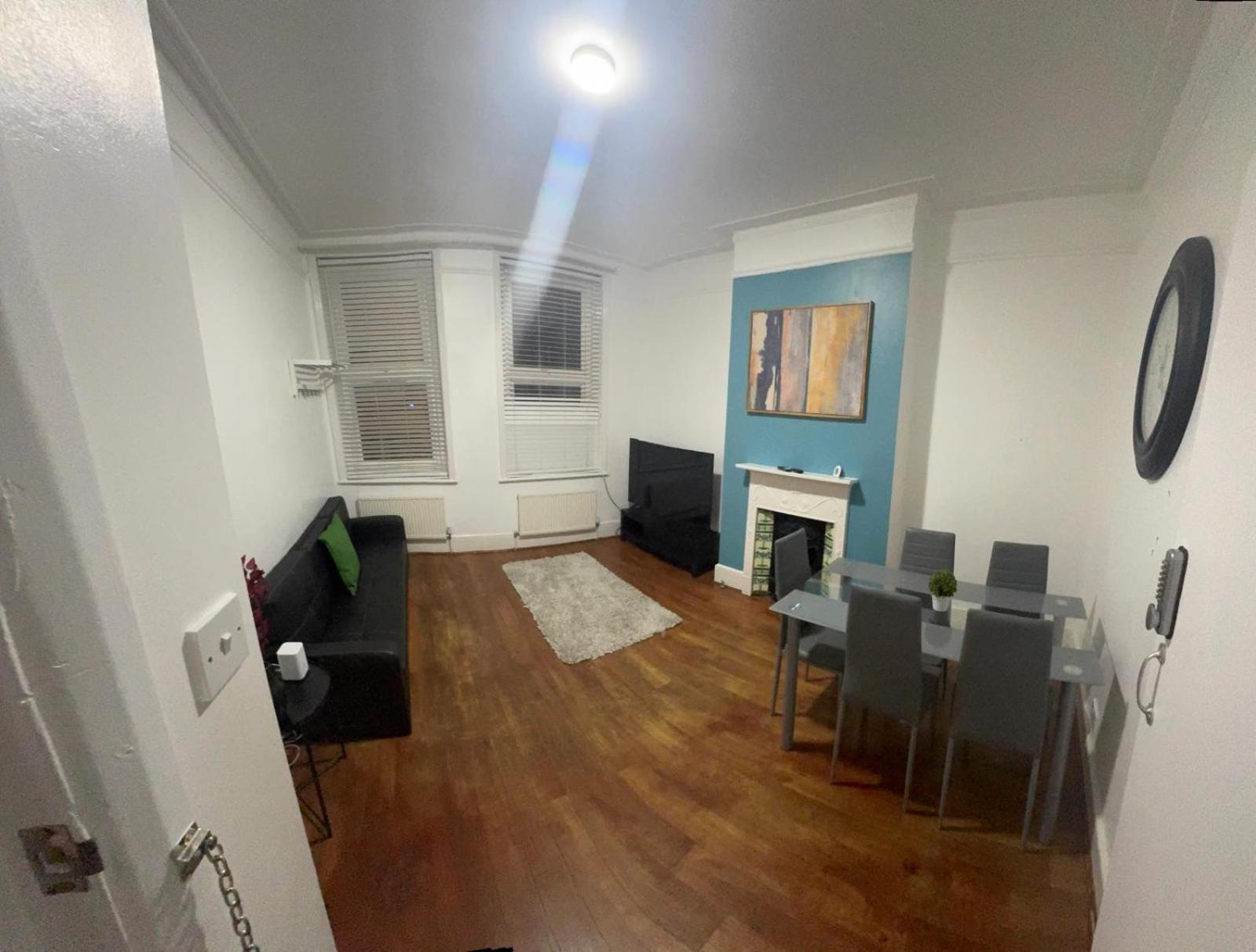 Cricklewood Broadway Guest Home Londen Buitenkant foto